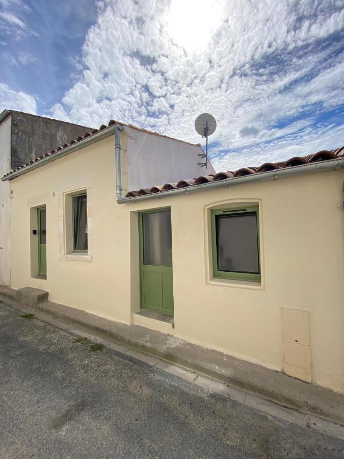 Willa L'Annexe De Gaston Le Port-des-Barques Zewnętrze zdjęcie